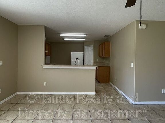 4th image of 903 Albertville Ct Unit B