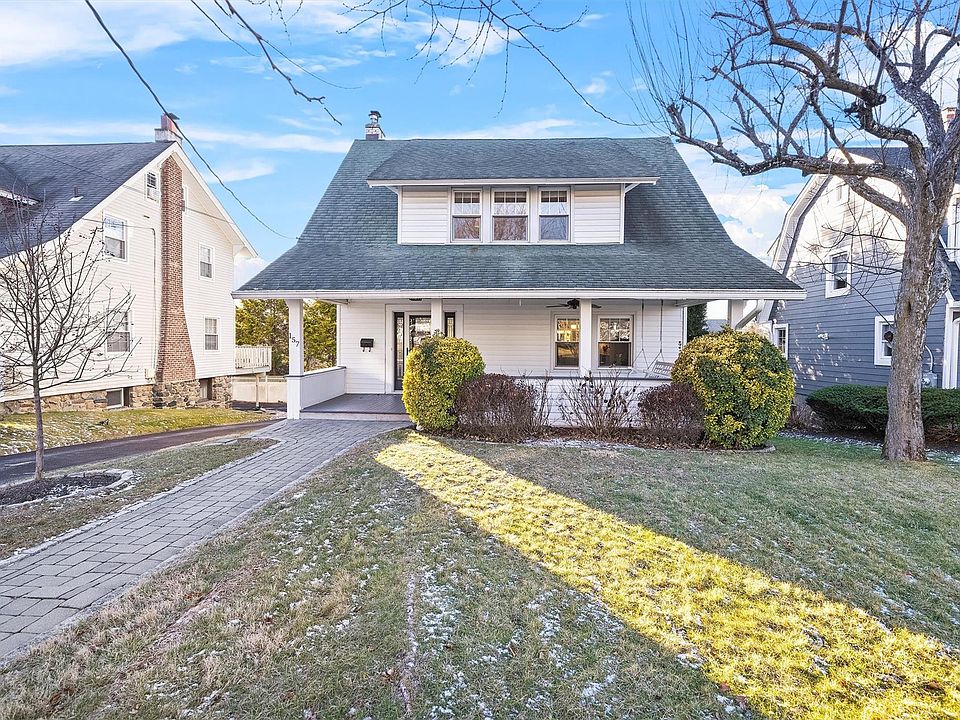 1st image of 157 Davis Avenue