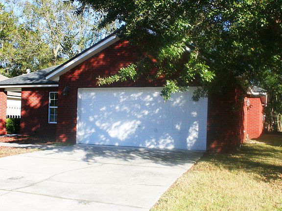 2nd image of 5789 Birds Nest Ln