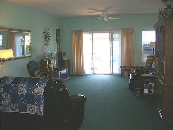 4th image of 4828 Port Dr