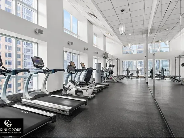 350 West 42nd Street image 8 of 14