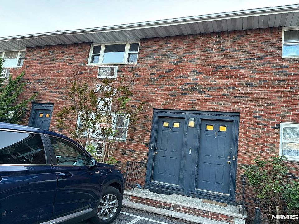 1st image of 50 S Main St APT 2A