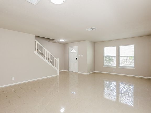 4th image of 11015 Cedar Park