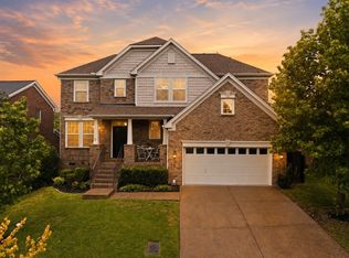 7637 Kemberton Dr E, Nolensville, TN 37135