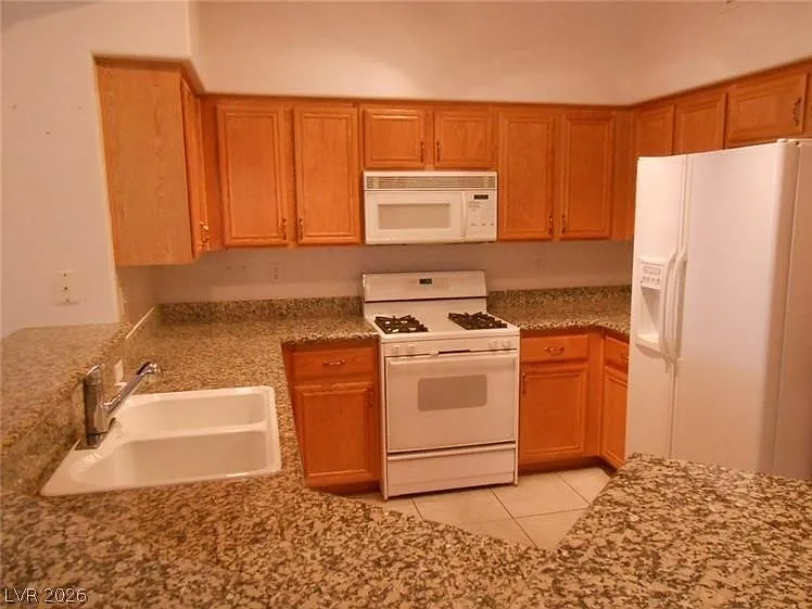 103 Topsail Dr — Photo 9