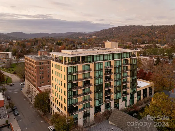 60 N Market St #104, Asheville, NC 28801