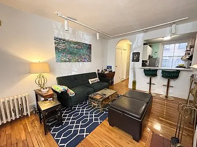 21 Revere St #1A — Photo 3