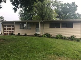 1728 Cargill Dr, Saint Louis, MO 63136