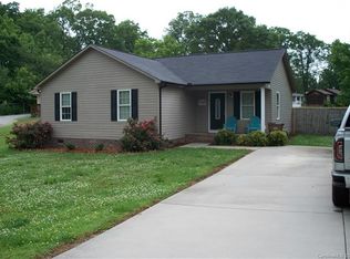 2121 Bost St, Lincolnton, NC 28092