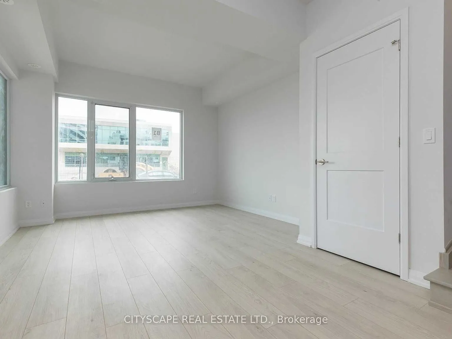 4 bed, $3,243 — Photo 1