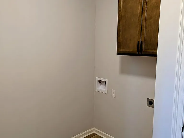 136 Segovia Way — Photo 19