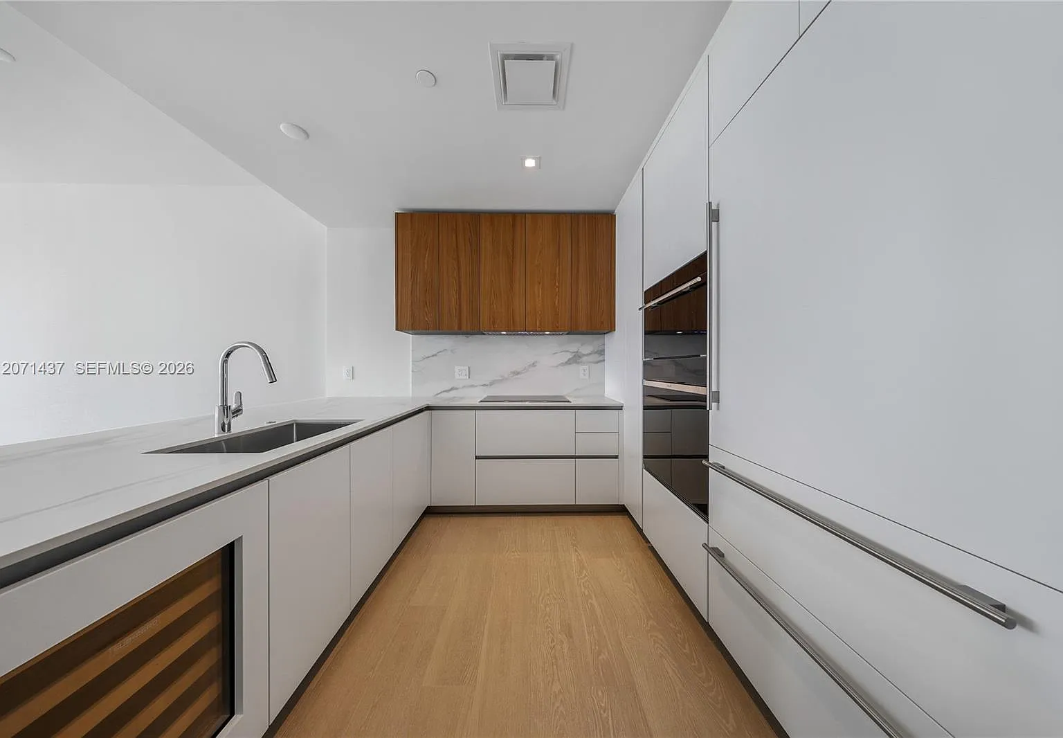 Casa Bella Residences — Photo 3