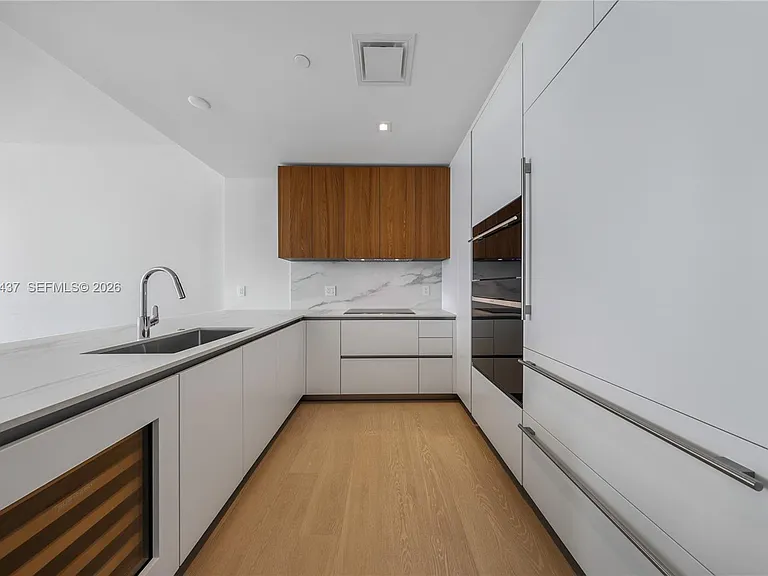 1400 Biscayne Blvd #3405 — Photo 3