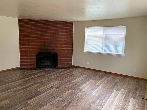 4th image of 8025 65th Avenue Ct SW