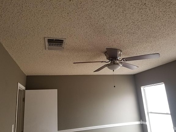 4th image of 3607 Candlehill