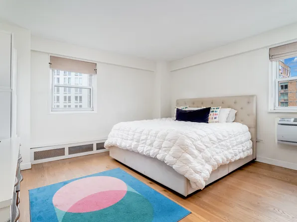 191 Willoughby Street 12J image 3 of 11