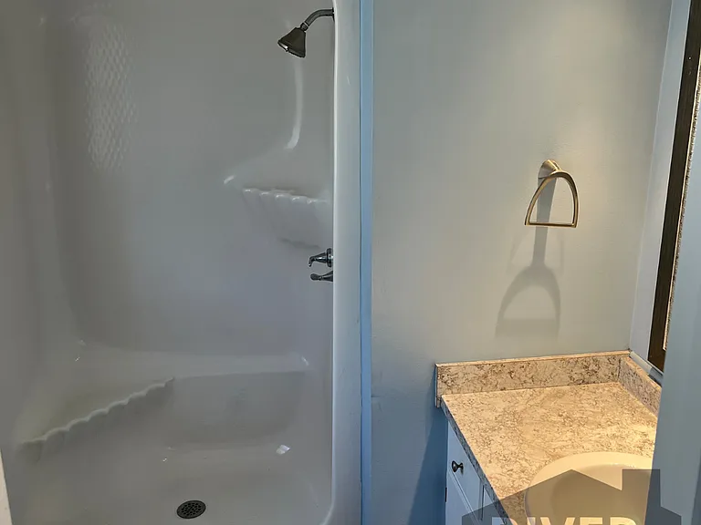 1233 Ridge Dr — Photo 10