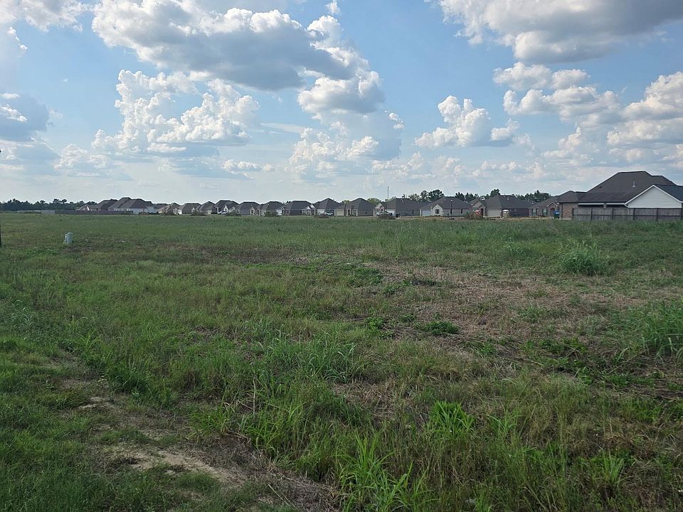 2nd image of Kinslee Ln