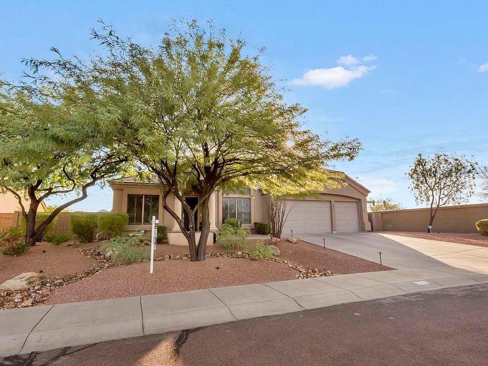 1st image of 10621 N 127th Way