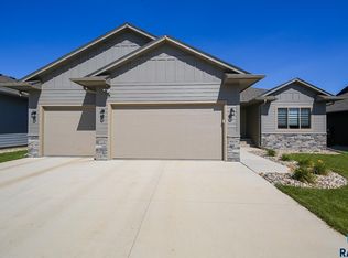 8808 W Rathburn St, Sioux Falls, SD 57106