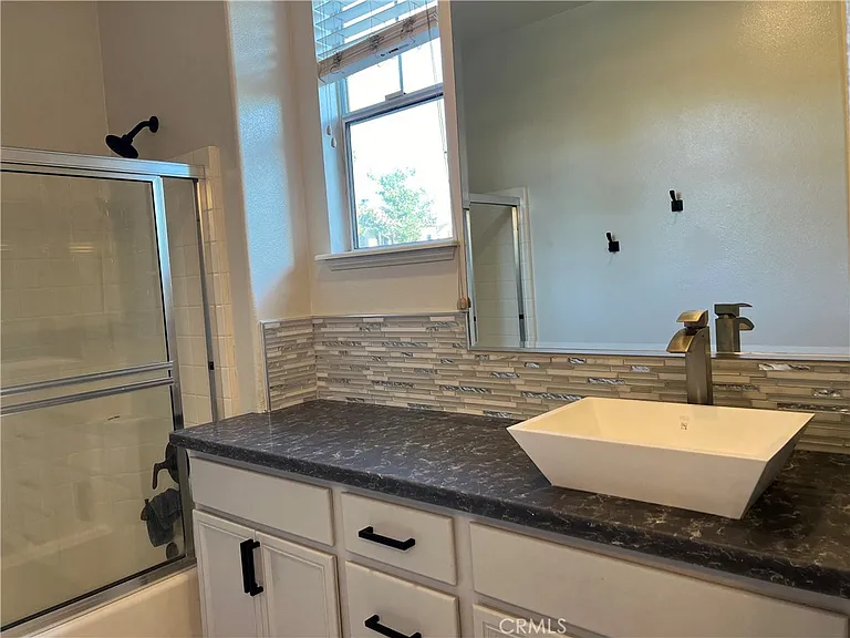 46 Chadron Cir — Photo 16