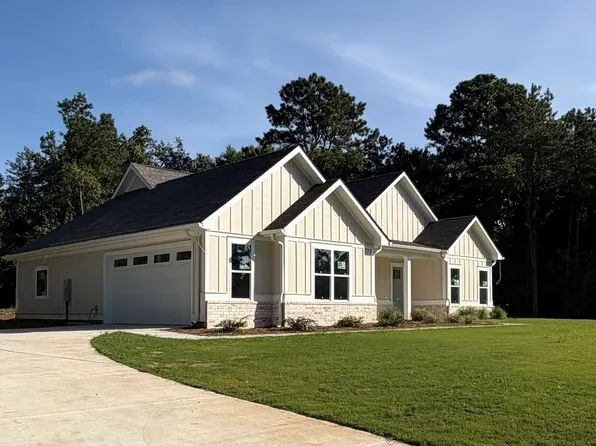 121 Marshall Rd NE, Milledgeville, GA 31061