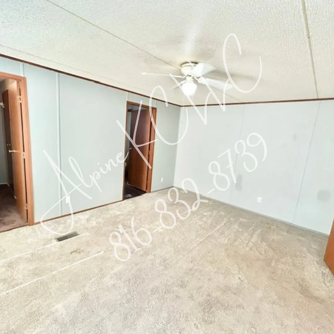 2 bed, 650 sqft, $900 — Photo 2