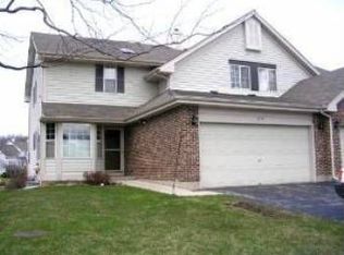 674 Dunham Rd, Gurnee, IL 60031
