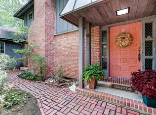 2161 Sheringham Rd, Columbus, OH 43220