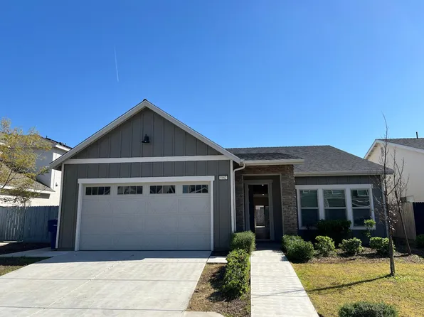 5982 E Pitt Ave, Fresno, CA 93727