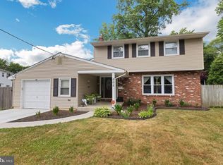 505 Fawn Dr, Cherry Hill, NJ 08034