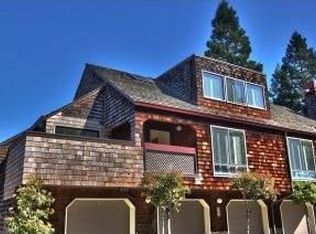 55 Peter Coutts Cir, Stanford, CA 94305