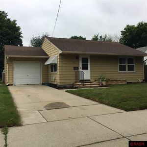 610 Mound Ave, Mankato, MN, 56001