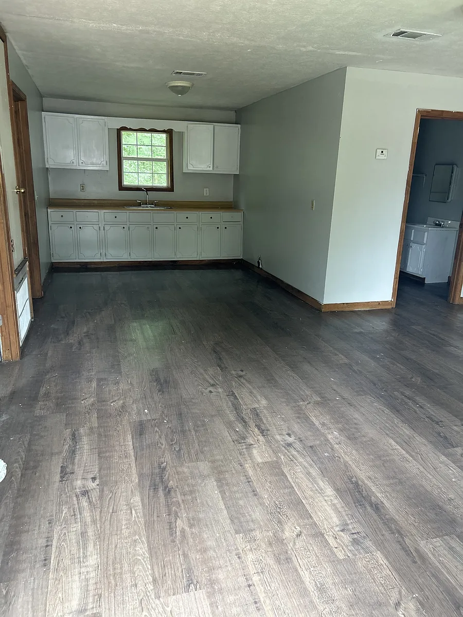 Building Photo - 107 Lilly Jean Dr #B14