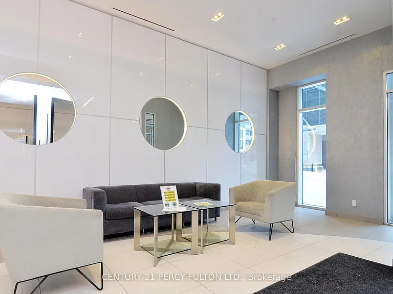 30 Meadowglen Pl #1003 — Photo 3