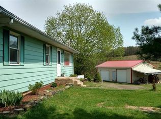 1208 Windfield Dr, Williamsport, PA 17701