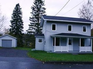 120 Poplar St, Van Buren, ME 04785