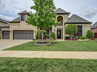 5908 W Waco St, Broken Arrow, OK 74011