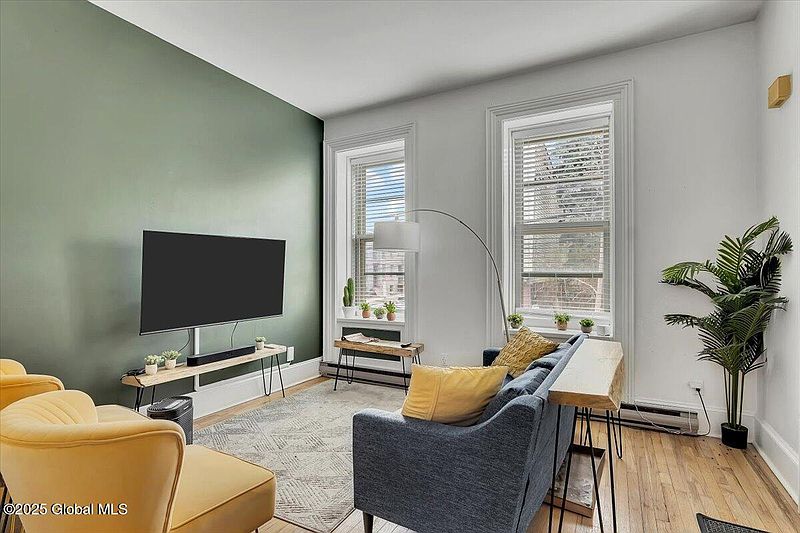 3rd image of 116 Philip Street