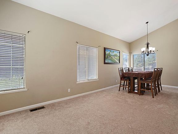 4th image of 1725 Mark Mead Ln