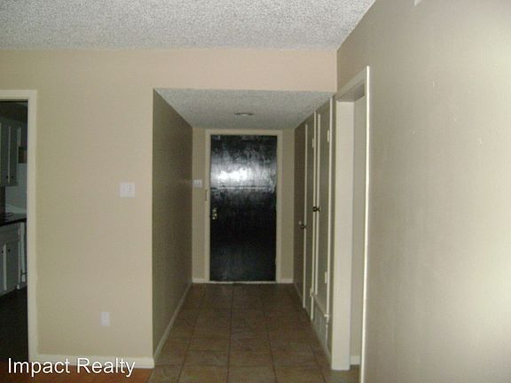 2nd image of 3249 S 15th St