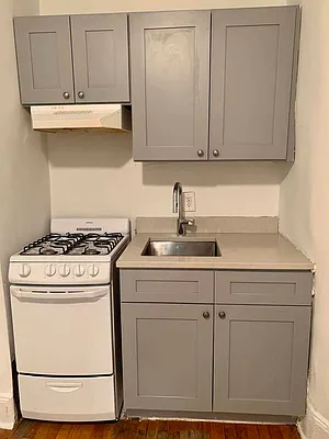 Rented by Jonis Realty | media 11