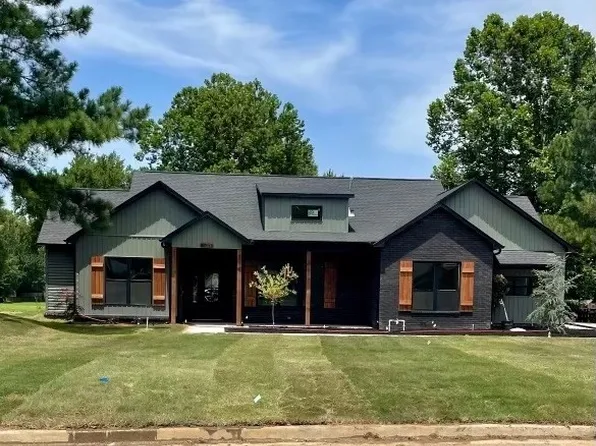 9004 Carson Way, Fort Smith, AR 72908