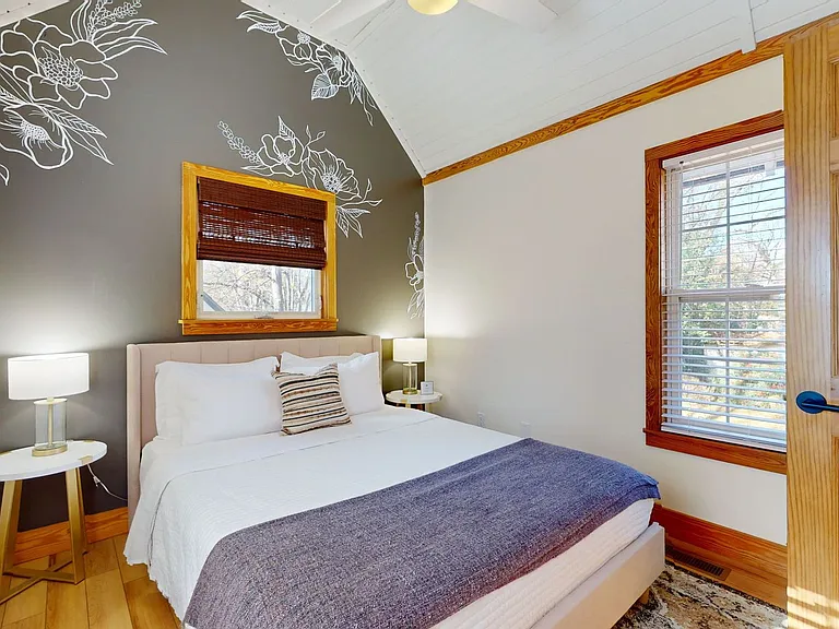 700 Method Rd — Photo 13