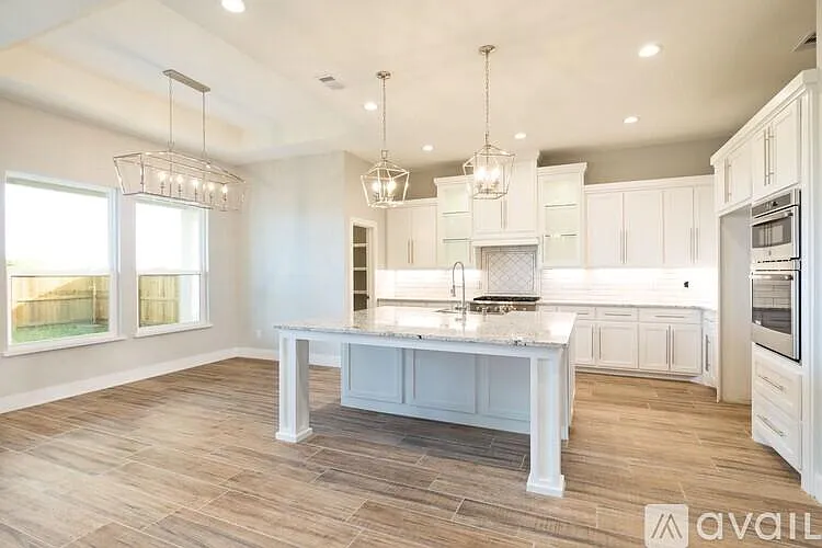 8002 Snake River Dr — Photo 4