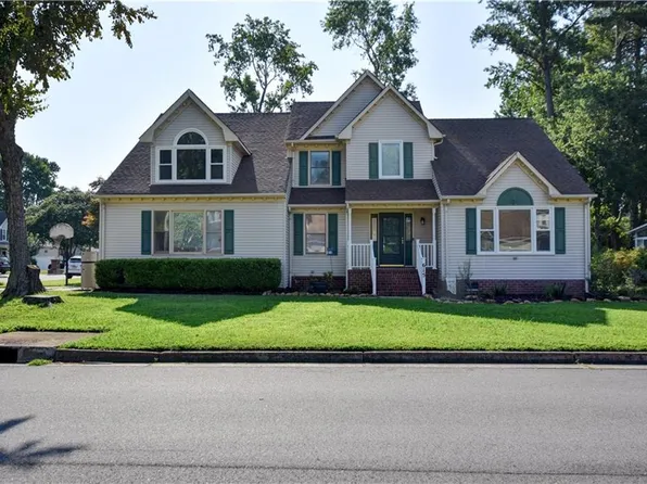 615 Madera Rd, Chesapeake, VA 23322