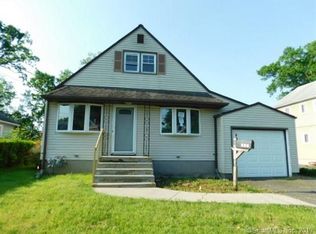 301 Victoria Rd, Hartford, CT 06114