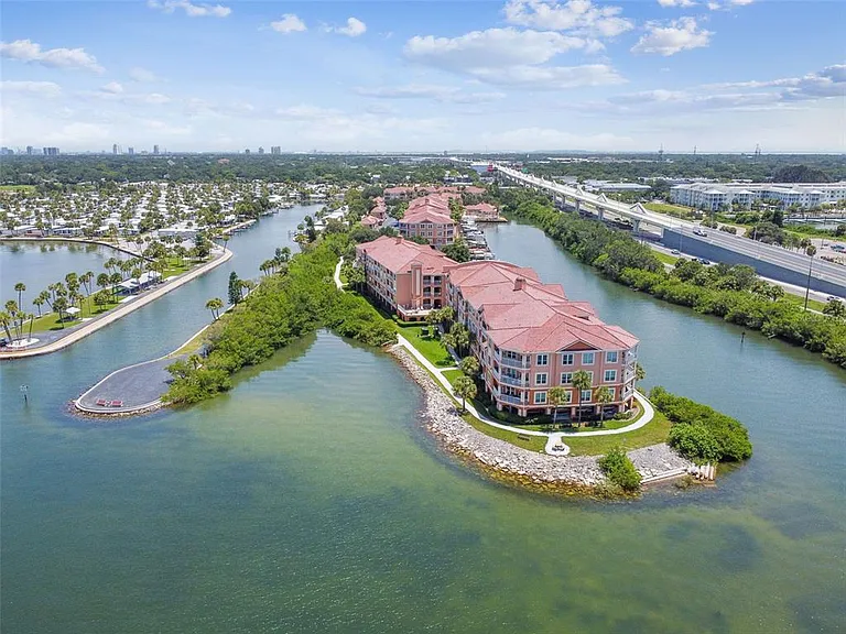 5000 Culbreath Key Way #1215 — Photo 49