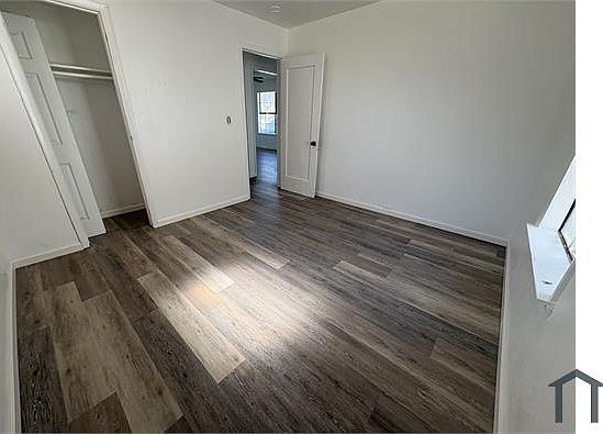 5th image of 3824 SW 38th St