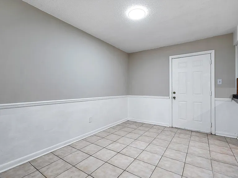 1803-1835 Cedar Heights Dr — Photo 21